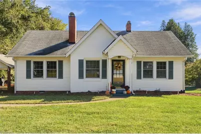 455 S Peace Haven Road, Winston-Salem, NC 27103 - Photo 1
