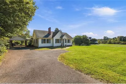 455 S Peace Haven Road, Winston-Salem, NC 27103 - Photo 5
