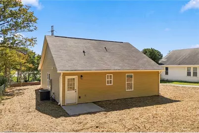 206 Ridgecrest Street, Thomasville, NC 27360 - Photo 29