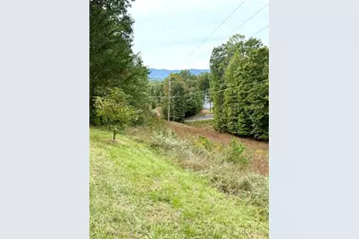 7752 W Pine Street, Lowgap, NC 27024 - Photo 27