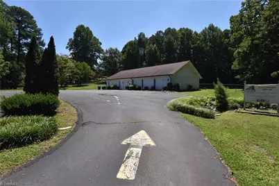 1355 Peachtree Street, Winston-Salem, NC 27107 - Photo 9