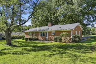 707 Fairidge Dr, Jamestown, NC 27282 - Photo 25