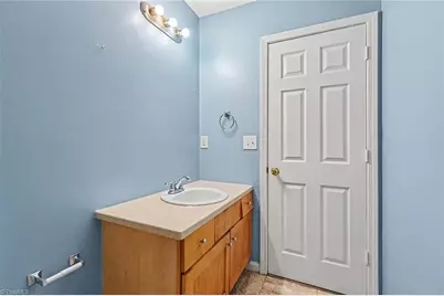 2525 Stratford Crossing Drive, Winston-Salem, NC 27103 - Photo 33
