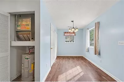 2525 Stratford Crossing Drive, Winston-Salem, NC 27103 - Photo 7