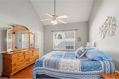 910 Central Park Avenue, Greensboro, NC 27407 - Photo 17