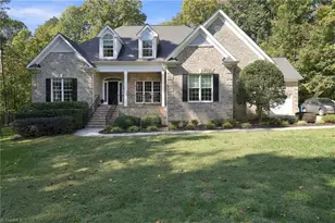 6089 Royster Rd, Greensboro, NC 27455 - Photo 7