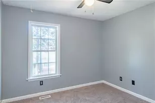 2822 Lomond St, Winston-Salem, NC 27127 - Photo 17