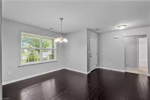 3 Chadbrook Ct, Greensboro, NC 27405 - Photo 5
