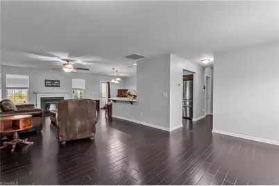 3 Chadbrook Court, Greensboro, NC 27405 - Photo 3