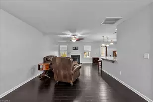3 Chadbrook Ct, Greensboro, NC 27405 - Photo 7