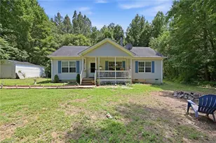212 Lakeview Dr, Pelham, NC 27311 - Photo 1