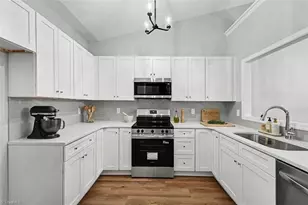5845 Cardinal Way, Greensboro, NC 27410 - Photo 5