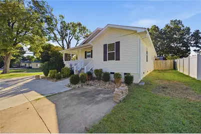 401 Cannon Street, Thomasville, NC 27630 - Photo 5