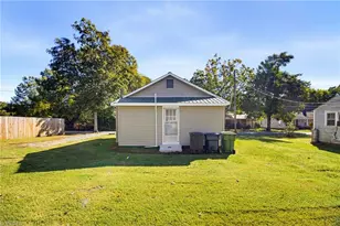 301 Dixie St, Lexington, NC 27292 - Photo 27
