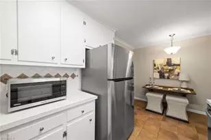 2737 Lyndhurst Ave, Winston-Salem, NC 27103 - Photo 15
