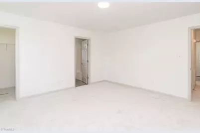 305 Lorraine Drive, Winston-Salem, NC 27107 - Photo 25