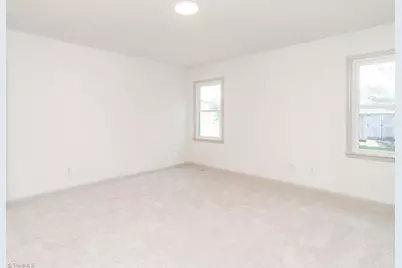 305 Lorraine Drive, Winston-Salem, NC 27107 - Photo 23