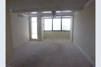 1101 N Elm Street #201, Greensboro, NC 27401 - Photo 7