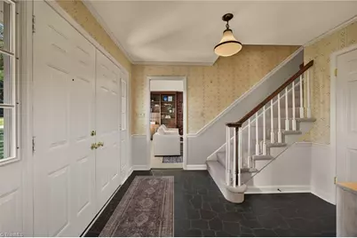 805 Chartwell Circle, Winston-Salem, NC 27106 - Photo 5
