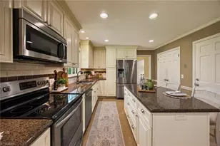 805 Chartwell Cir, Winston-Salem, NC 27106 - Photo 11