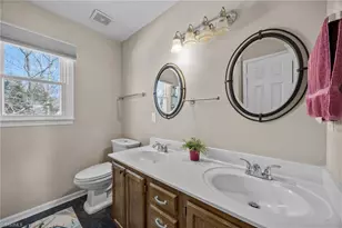 4202 Broadacres Dr, Greensboro, NC 27407 - Photo 17
