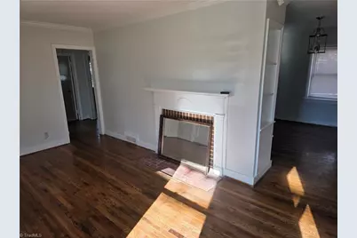 208 W Newlyn Street, Greensboro, NC 27408 - Photo 3