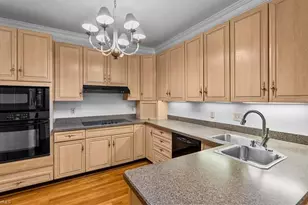 709 Bruton Pl, Greensboro, NC 27410 - Photo 13