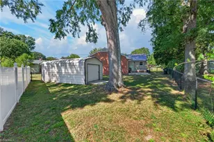1408 Harriet Dr, Burlington, NC 27215 - Photo 37