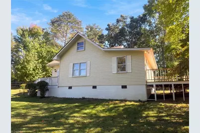 8912 Blue Hill Drive, Belews Creek, NC 27009 - Photo 23