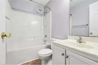 933 Londonderry Drive, High Point, NC 27265 - Photo 25