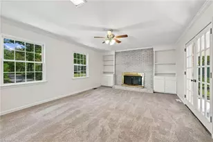501 Mendenhall Rd, Jamestown, NC 27282 - Photo 11
