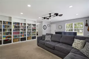 2095 Ardmore Ct, Winston-Salem, NC 27127 - Photo 9