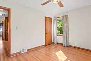 1409 Irving St, Winston-Salem, NC 27103 - Photo 17