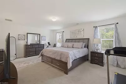 5518 Baverhof Drive, Greensboro, NC 27405 - Photo 5