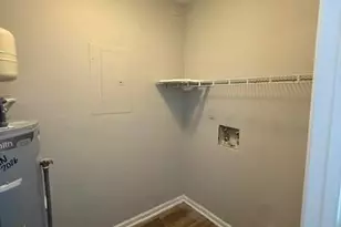 920 Highland Ave, Greensboro, NC 27403 - Photo 9