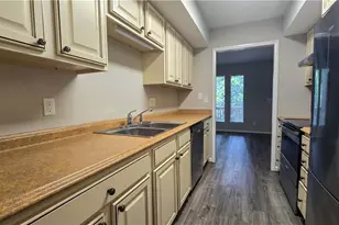 3830 Heathrow Dr, Winston-Salem, NC 27127 - Photo 5