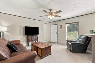 10444 Park Springs Rd, Ruffin, NC 27326 - Photo 7