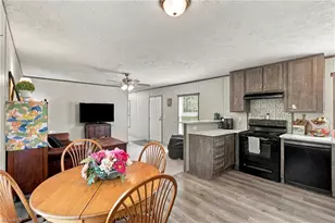 10444 Park Springs Rd, Ruffin, NC 27326 - Photo 11