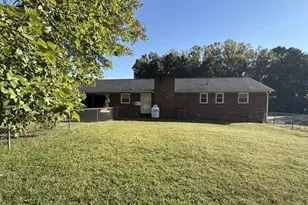 136 Dublin Dr, Winston-Salem, NC 27107 - Photo 5