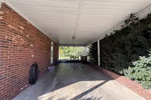 136 Dublin Dr, Winston-Salem, NC 27107 - Photo 17