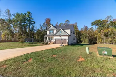 6418 Gardenview Road, Pleasant Garden, NC 27313 - Photo 3