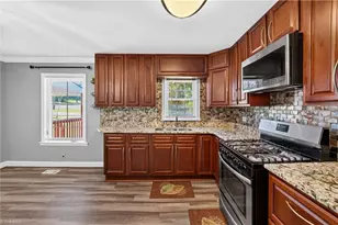 601 Martha Pl, High Point, NC 27263 - Photo 19