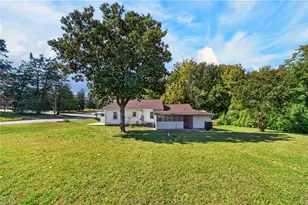 601 Martha Pl, High Point, NC 27263 - Photo 39