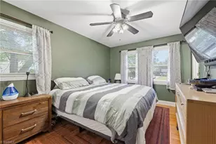 5710 Friendswood Dr, Greensboro, NC 27409 - Photo 13