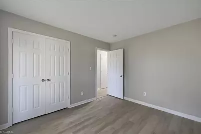 641 Glenbrook Drive, Winston-Salem, NC 27101 - Photo 19