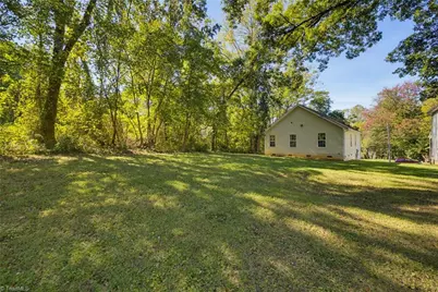 641 Glenbrook Drive, Winston-Salem, NC 27101 - Photo 29