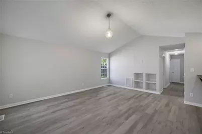 641 Glenbrook Drive, Winston-Salem, NC 27101 - Photo 3