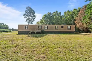 5687 Picketts Mill Rd, Seagrove, NC 27341 - Photo 1