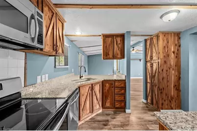 7775 Riverside Road, Seagrove, NC 27341 - Photo 11