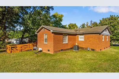 1505 Woodbriar Avenue, Greensboro, NC 27405 - Photo 35